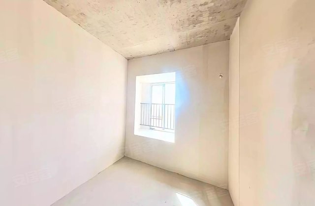 鸿泰和悦宸居3室2厅113.71㎡62.8万二手房图片