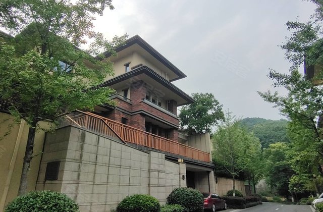 众安白马山庄别墅