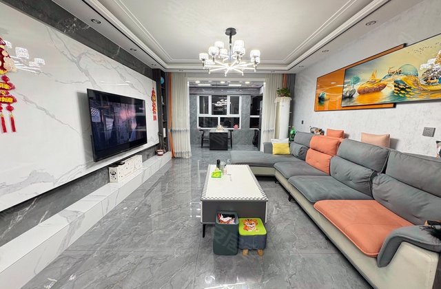 星河蓝湾3室2厅136.35㎡94万二手房图片