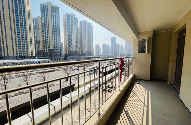 荣民国宾府3室2厅121㎡113万二手房图片
