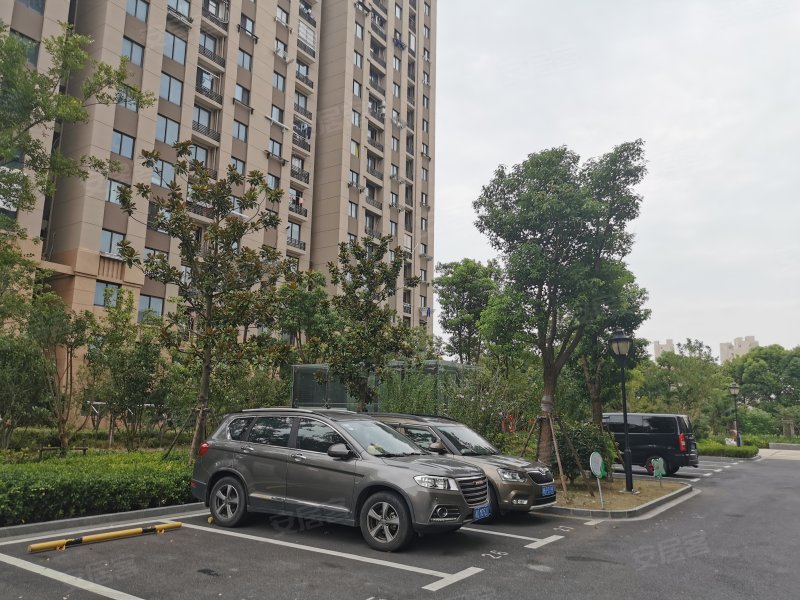 浦航新城中城新苑 