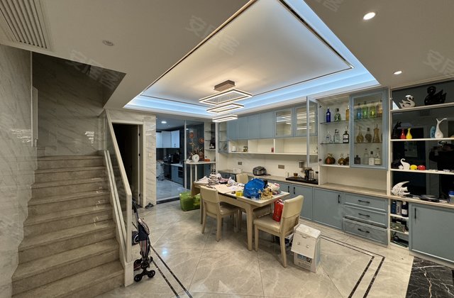 海德国际社区水岸绿庭(A区别墅)4室2厅220㎡285万二手房图片