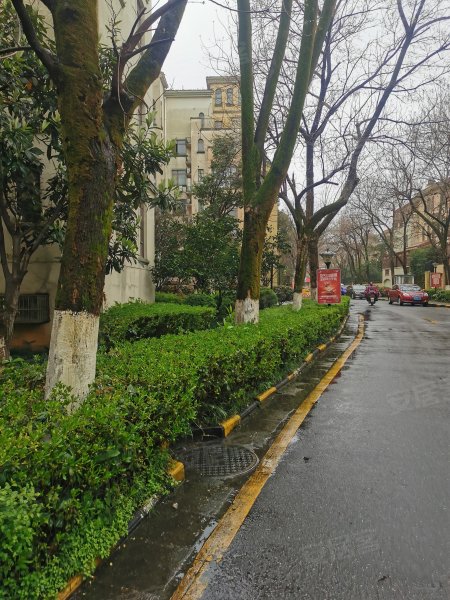 青山湖香溢花城2区