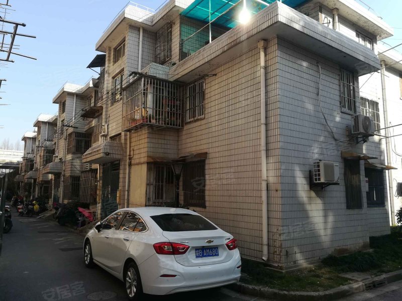 新家园西湖苑小区 