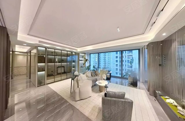 保利奥体大都汇二期B区(电白)4室2厅136㎡76.8万二手房图片