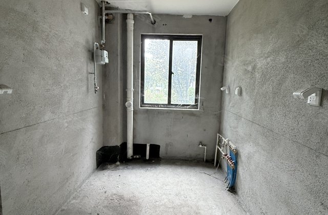 皇家驿站御府铭都4室2厅128㎡55万二手房图片