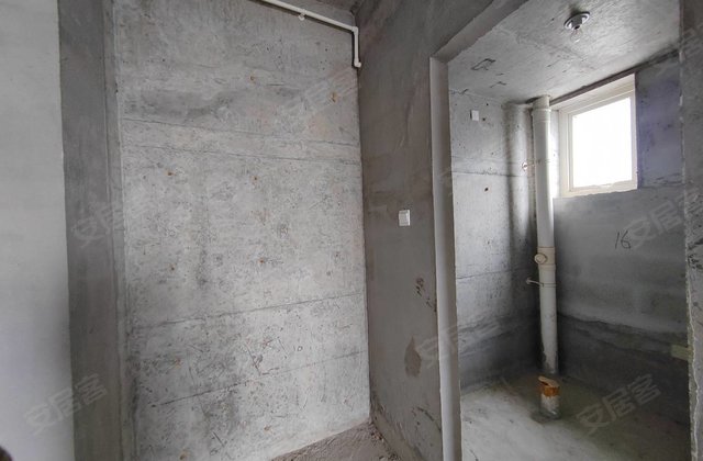 天泽茗园3室2厅145㎡72万二手房图片