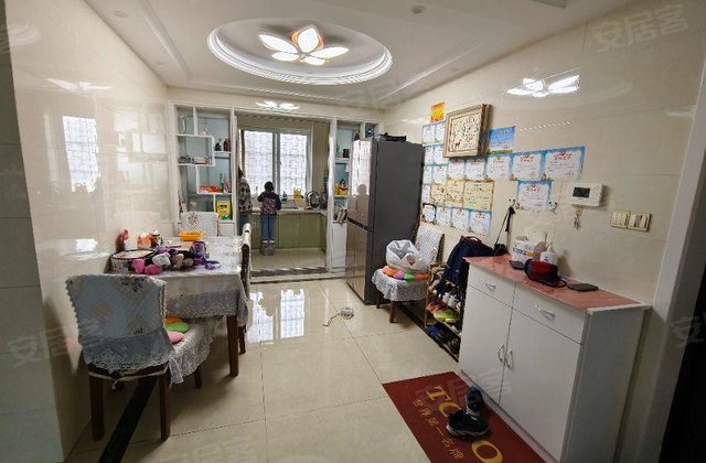 名人广场3室2厅116㎡58.9万二手房图片