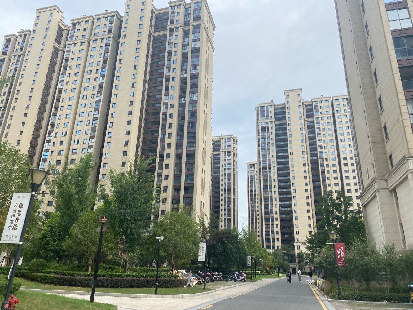 急售湖海塘城市花园地排 豪华装修拎包入住