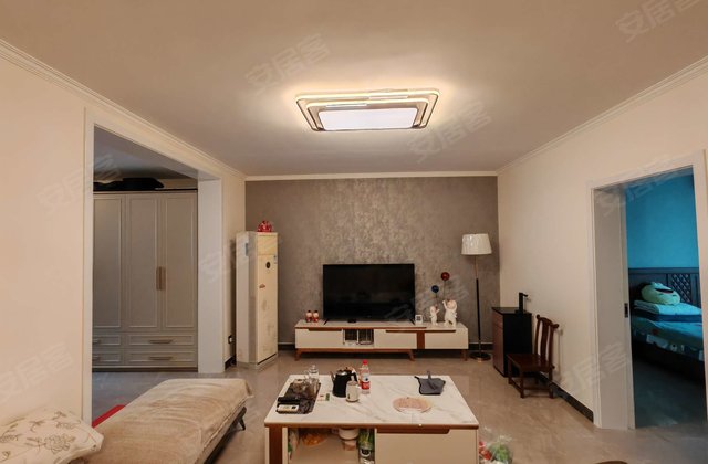 金海小区4室2厅138.15㎡209万二手房图片