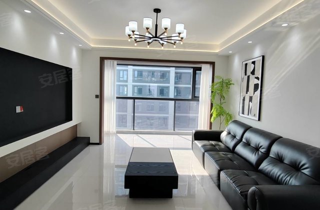 枫林花园4室2厅127.83㎡79.8万二手房图片