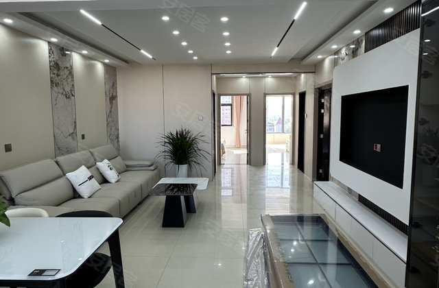 新华御临苑4室2厅118㎡73.6万二手房图片