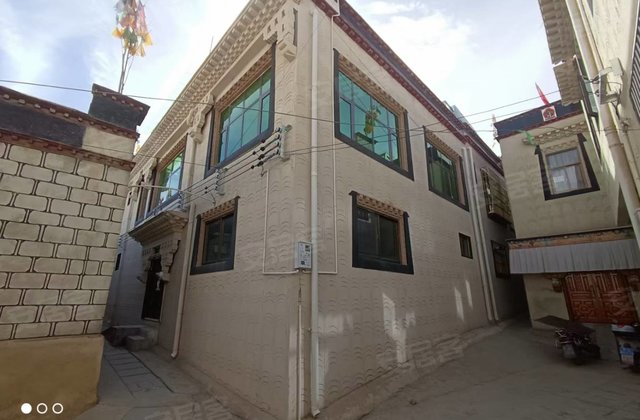 德勒社区6室1厅280㎡165万二手房图片