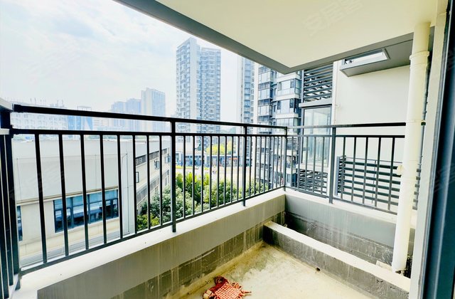 金地美域国际3室2厅81.27㎡53.4万二手房图片