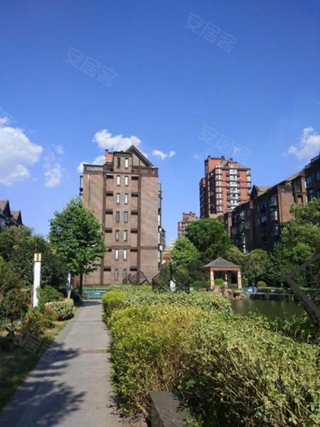 万江共和新城红公馆君藏