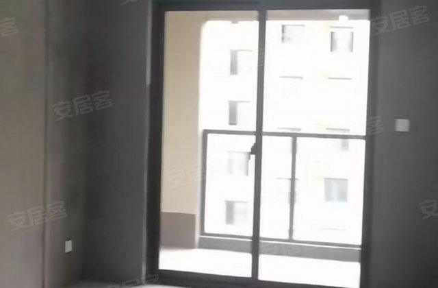 鸿翔宁郭府3室1厅83.48㎡65万二手房图片