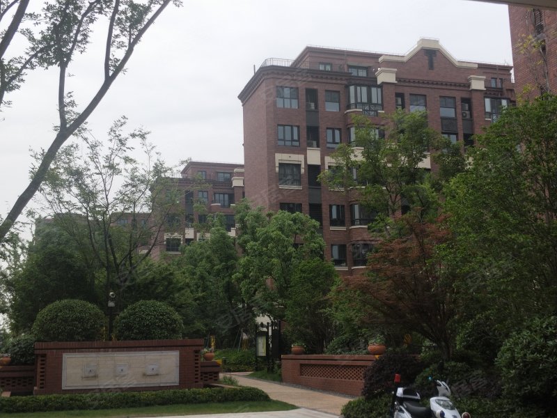 金地天地云墅(公寓住宅)