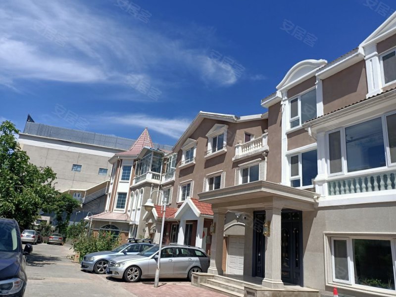 加州水郡(东区别墅)