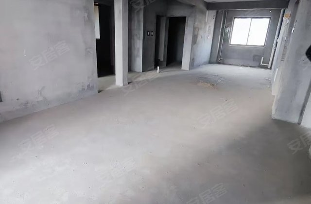 天湖上品3室2厅127.34㎡63万二手房图片