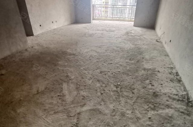 滨江嘉园4室2厅166㎡64.8万二手房图片