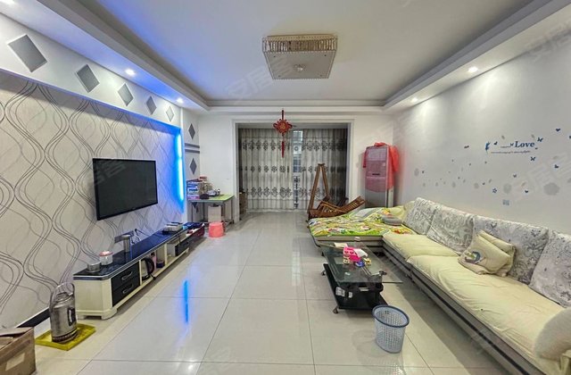 广场花园3室2厅118㎡39.8万二手房图片