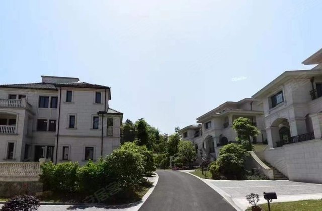 杭州房产网>杭州小区>萧山小区>湘湖小区>奥兰多小镇(别墅)>