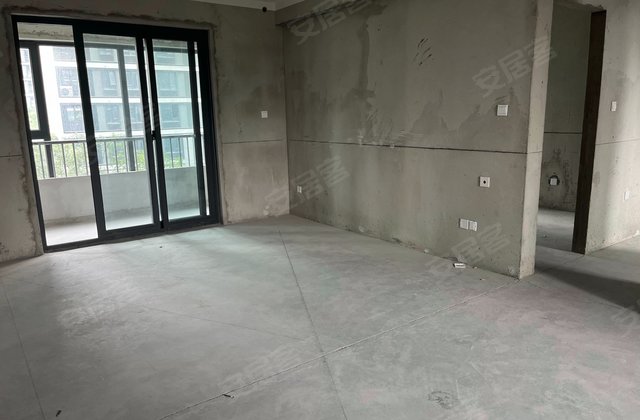 启晟蓝城云庐3室2厅146㎡118.8万二手房图片