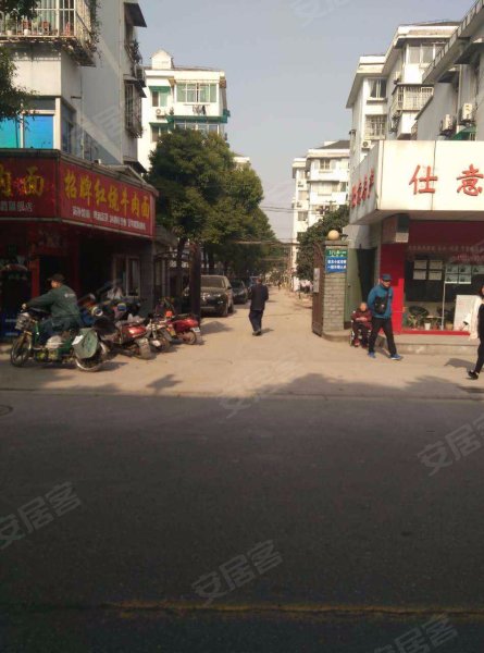 芳华路371弄小区 