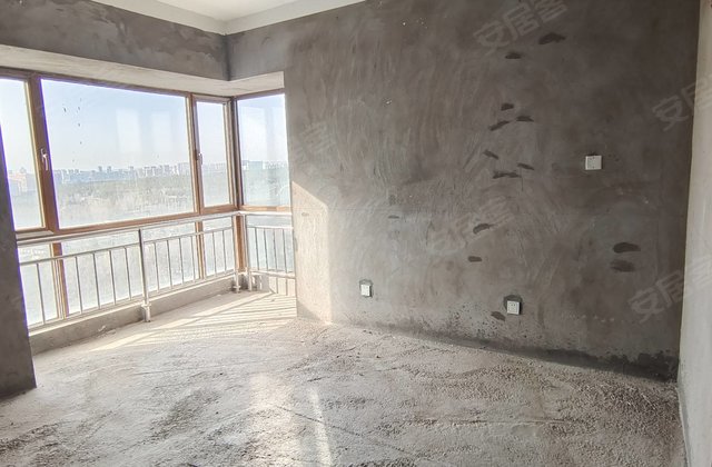 福海花园(A区)3室2厅165㎡215万二手房图片