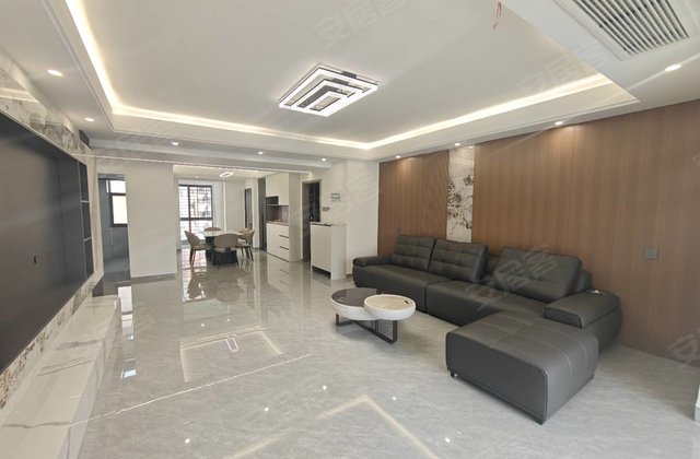 君悦澜山4室2厅166㎡89.6万二手房图片