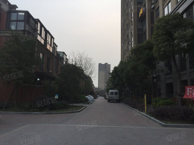 绿地海域笙晖(别墅) 