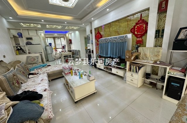 东方红花园3室2厅125㎡36万二手房图片