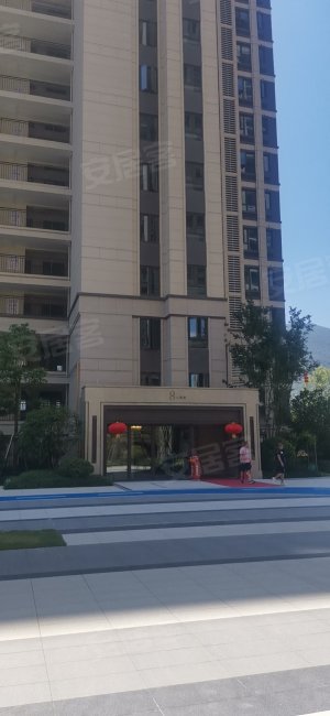 阳光城翡丽云邸3室2厅1卫