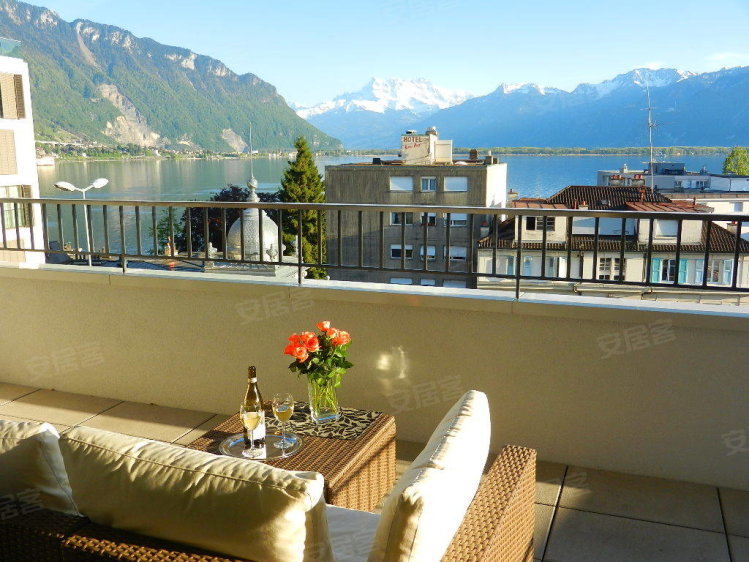 瑞士约¥1110万锦绣 4.5 件在蒙特勒的心脏与视图二手房公寓图片