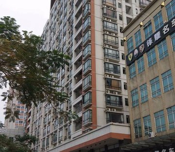 兆丰大厦 精装可拎包入住 采光通风好 重要是诚心卖