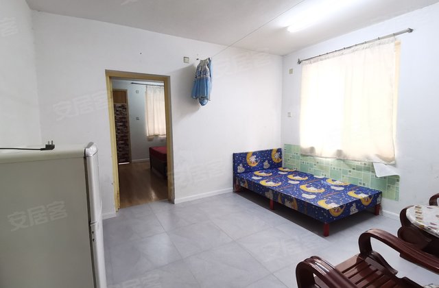 德政园聚心苑1室1厅50㎡39万二手房图片