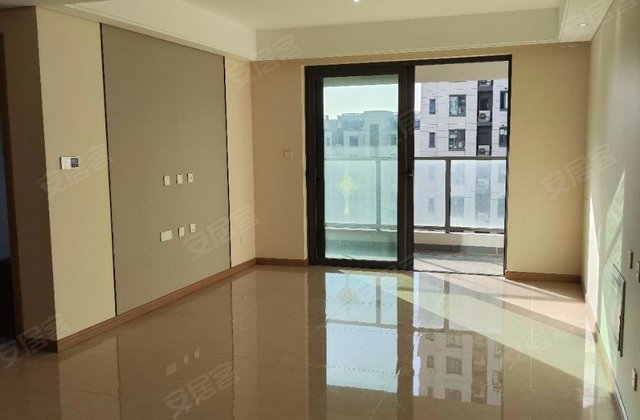 龙信骏园3室2厅120㎡150.8万二手房图片