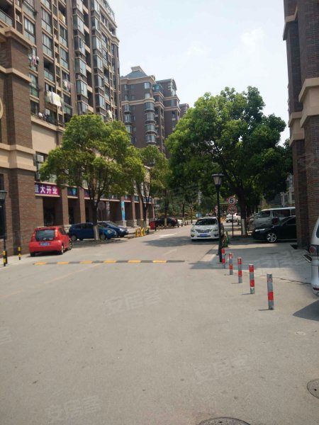 天和湖滨家园(公寓住宅) 