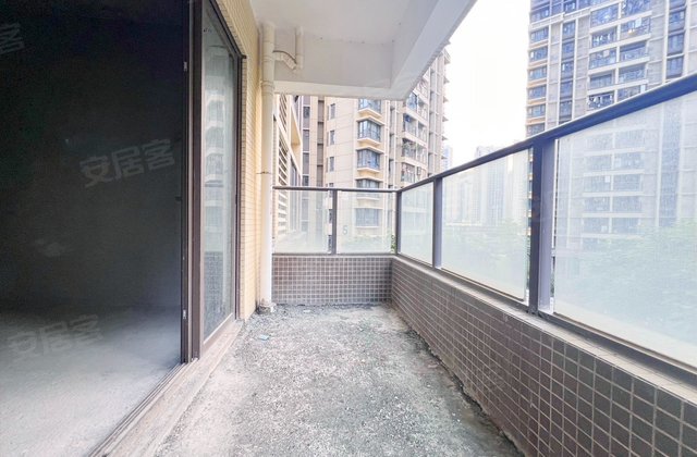 保利碧桂园悦公馆4室2厅126.36㎡130万二手房图片