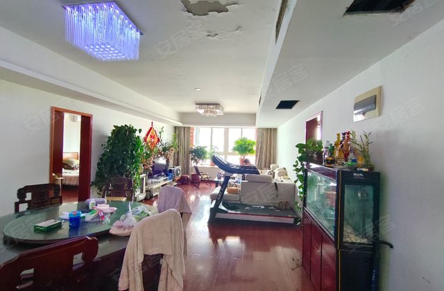 锦江公寓(卧龙)