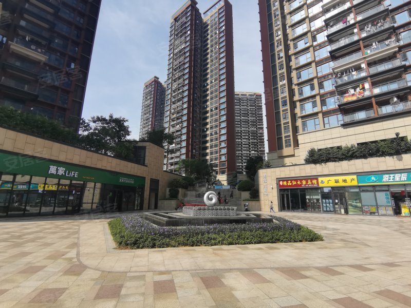 朗泓龙园大观(一期)