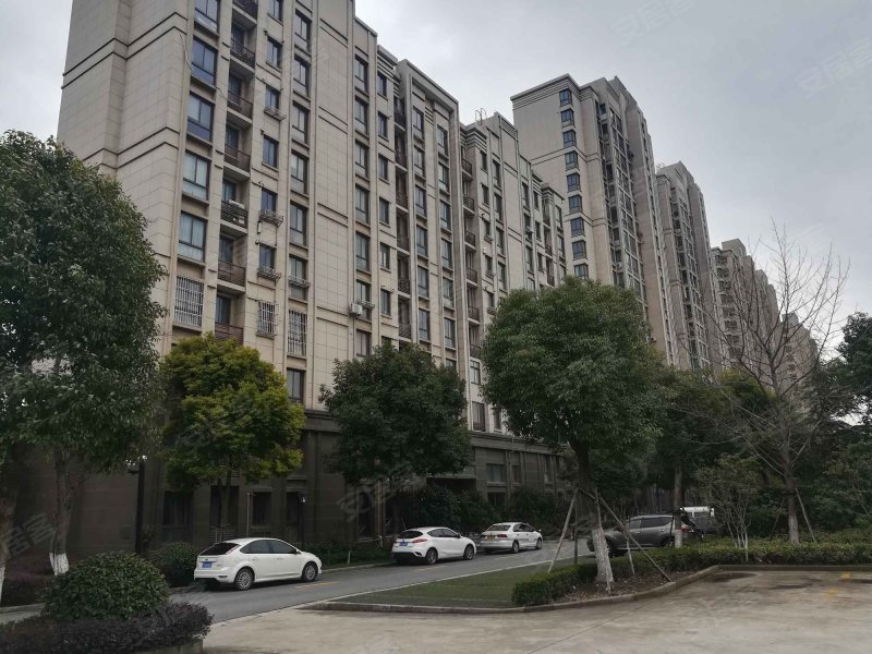 湖光月色嘉贤庄(公寓住宅) 