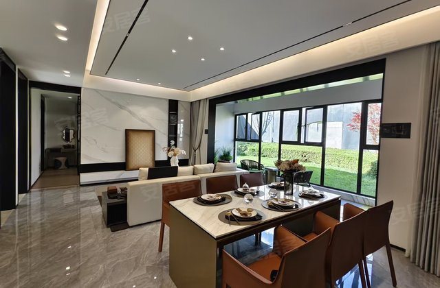 青华海park4室2厅147㎡53万二手房图片