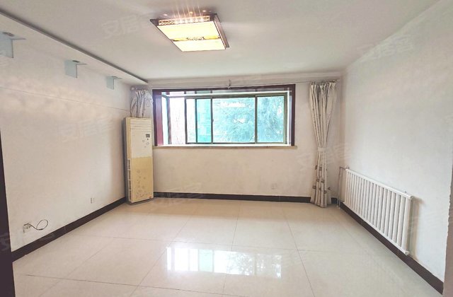 皇冠河滨园3室2厅121.5㎡41万二手房图片