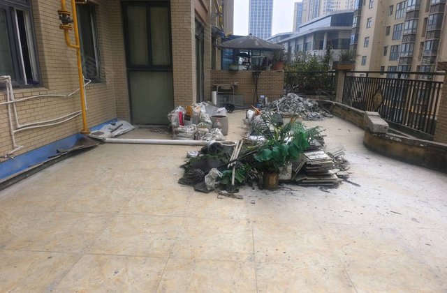 惠泽公园1号3室2厅100㎡60.8万二手房图片