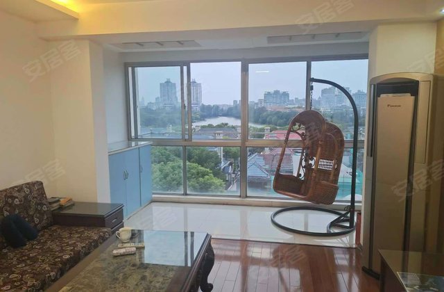 急售市区濠河景观房 大平层有车库 濠河边濠滨花园电梯洋房