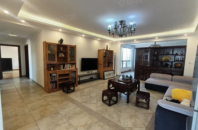 新城国奥小区4室2厅178㎡83.8万二手房图片