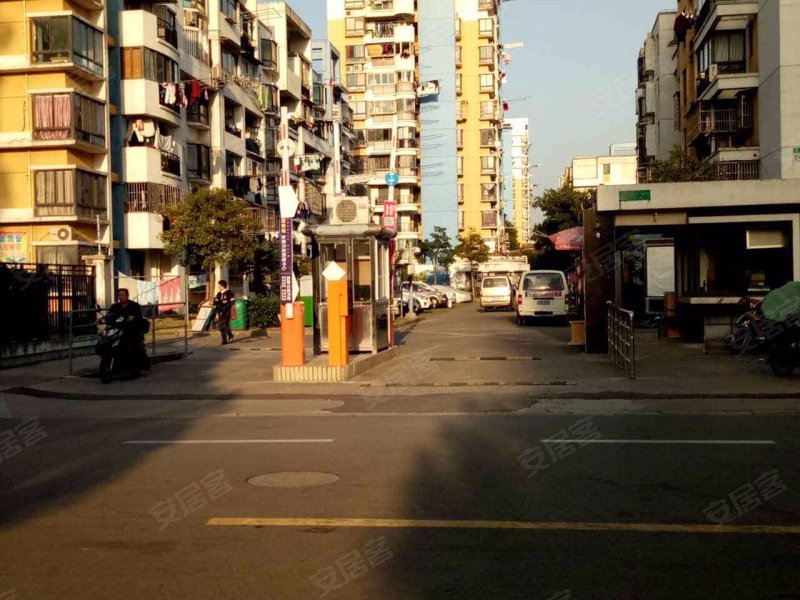 菊泉新城爱建顾园(东区) 