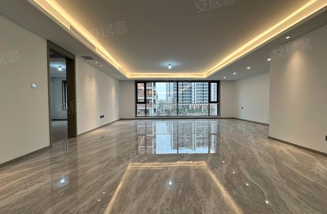 秋实鸿德府4室2厅154㎡173万二手房图片