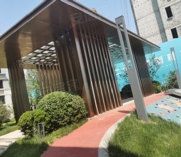 绿地新里栖湖公馆